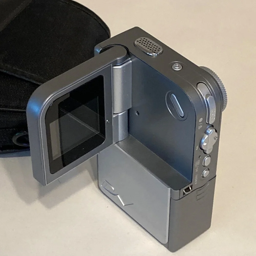 Mini Video Camera - Picture 4 of 5